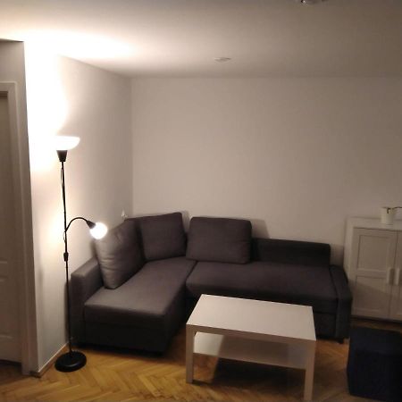 Apartament Zielona Wierzba Blisko Sky Tower Lägenhet Wrocław Exteriör bild