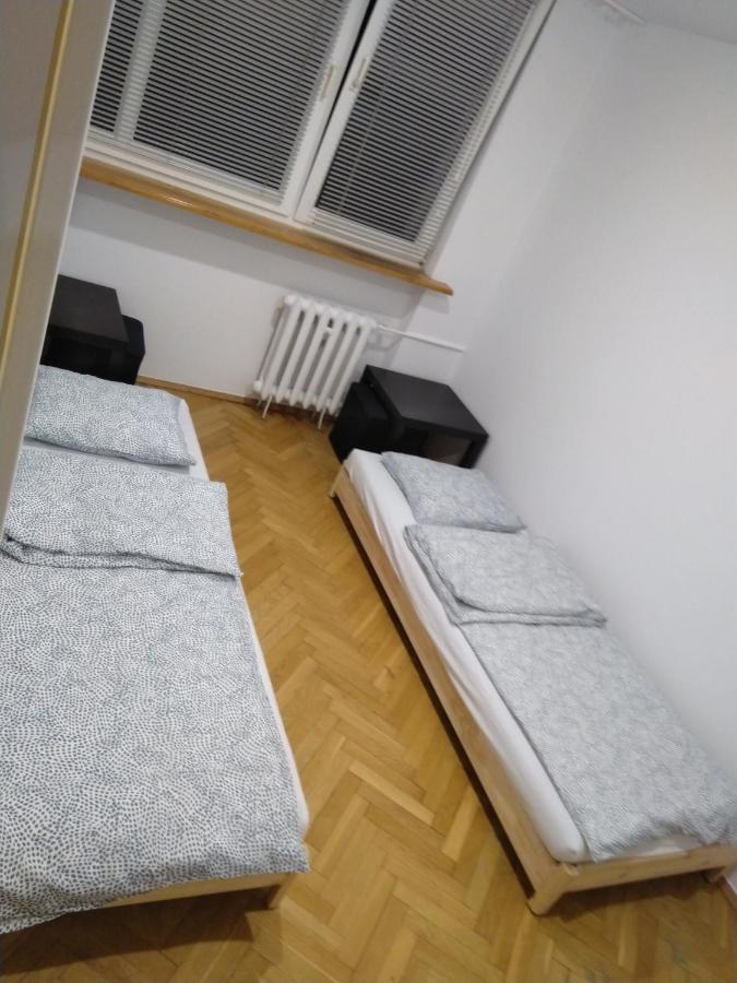 Apartament Zielona Wierzba Blisko Sky Tower Lägenhet Wrocław Exteriör bild