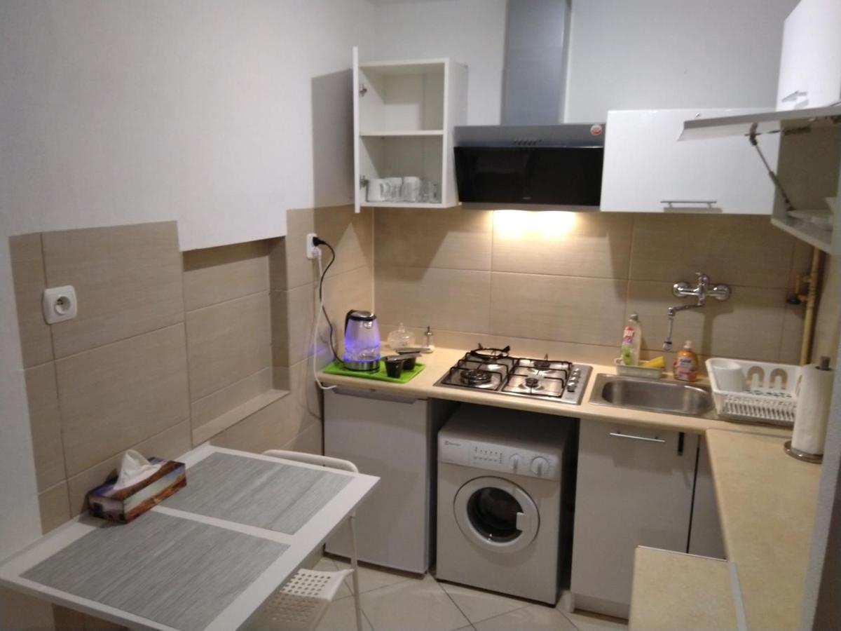 Apartament Zielona Wierzba Blisko Sky Tower Lägenhet Wrocław Exteriör bild
