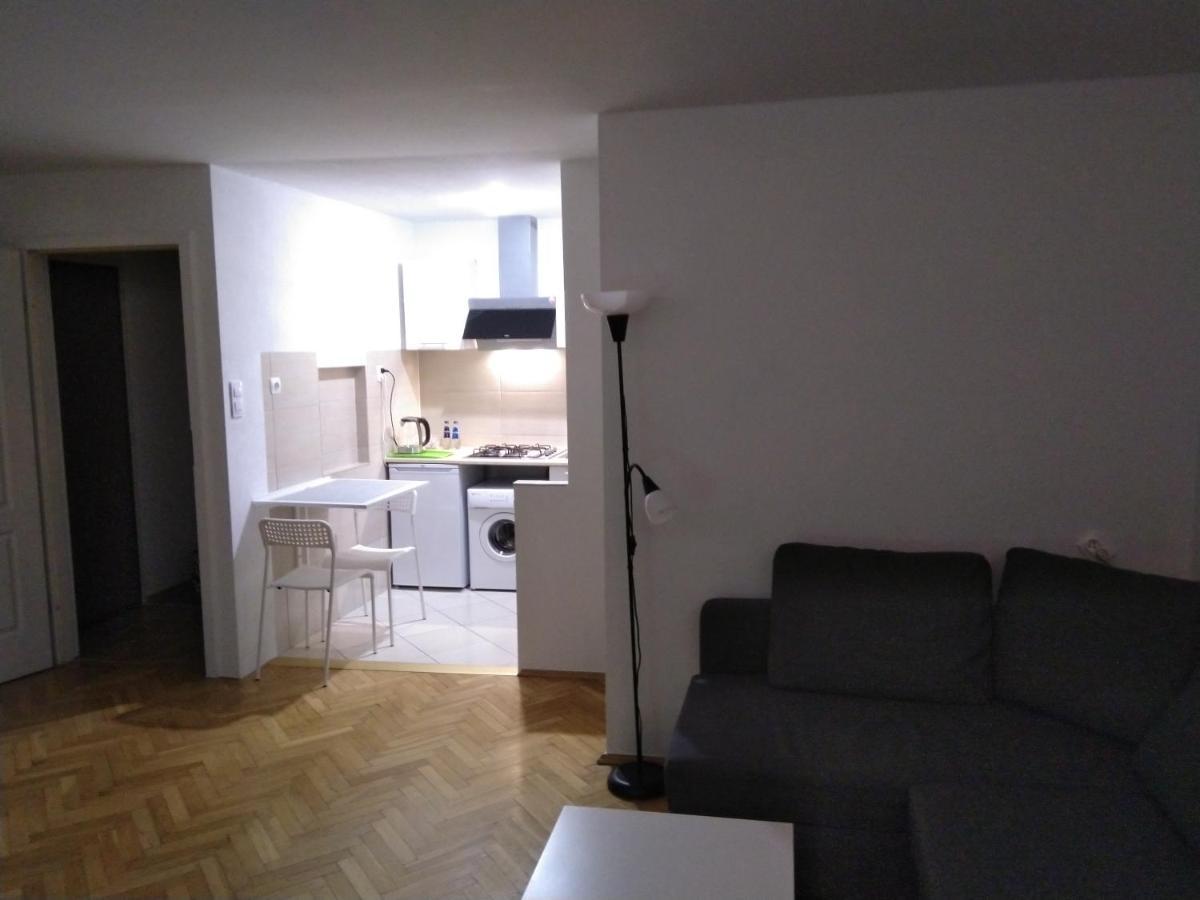 Apartament Zielona Wierzba Blisko Sky Tower Lägenhet Wrocław Exteriör bild